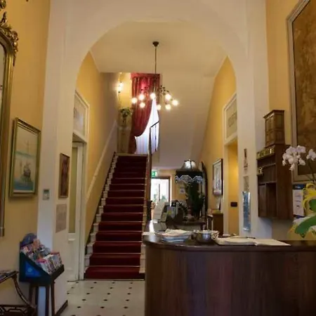 ホテル Belle Epoque 3*