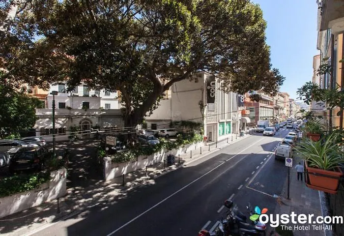 Hotell Belle Epoque 3*